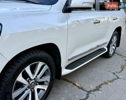 Белый Тойота Ленд Крузер, объемом двигателя 4.46 л и пробегом 301 тыс. км за 44950 $, фото 42 на Automoto.ua