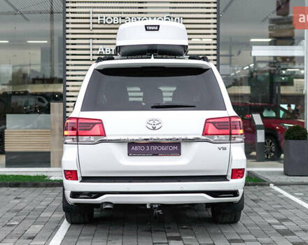 Білий Тойота Ленд Крузер, об'ємом двигуна 4.61 л та пробігом 51 тис. км за 52098 $, фото 3 на Automoto.ua