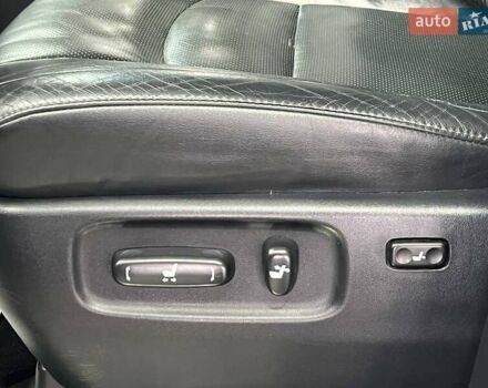 Белый Тойота Ленд Крузер, объемом двигателя 4.46 л и пробегом 90 тыс. км за 55000 $, фото 14 на Automoto.ua