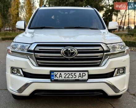 Белый Тойота Ленд Крузер, объемом двигателя 4.46 л и пробегом 301 тыс. км за 44950 $, фото 1 на Automoto.ua