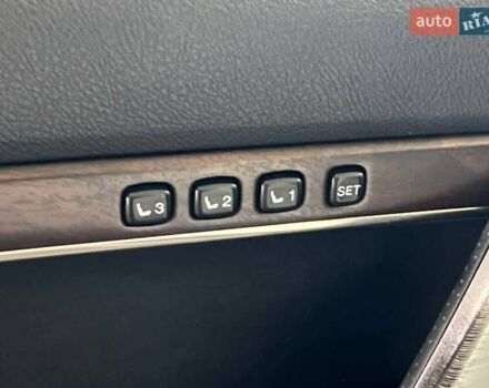 Белый Тойота Ленд Крузер, объемом двигателя 4.46 л и пробегом 90 тыс. км за 55000 $, фото 13 на Automoto.ua