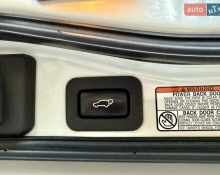 Белый Тойота Ленд Крузер, объемом двигателя 4.46 л и пробегом 301 тыс. км за 44950 $, фото 75 на Automoto.ua