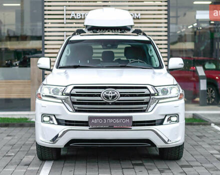 Білий Тойота Ленд Крузер, об'ємом двигуна 4.61 л та пробігом 51 тис. км за 52098 $, фото 4 на Automoto.ua