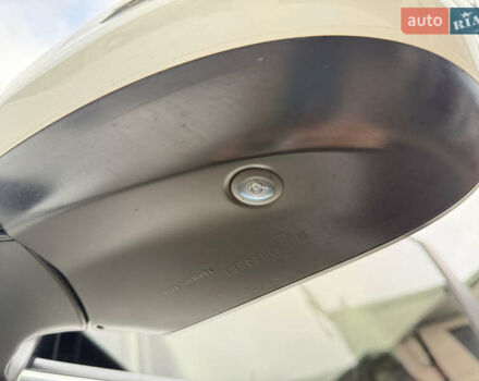 Білий Тойота Ленд Крузер, об'ємом двигуна 4.46 л та пробігом 245 тис. км за 44500 $, фото 57 на Automoto.ua