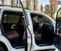 Белый Тойота Ленд Крузер, объемом двигателя 4.46 л и пробегом 301 тыс. км за 44950 $, фото 90 на Automoto.ua