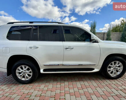 Белый Тойота Ленд Крузер, объемом двигателя 4.46 л и пробегом 195 тыс. км за 44999 $, фото 7 на Automoto.ua