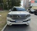 Белый Тойота Ленд Крузер, объемом двигателя 4.46 л и пробегом 124 тыс. км за 59500 $, фото 1 на Automoto.ua