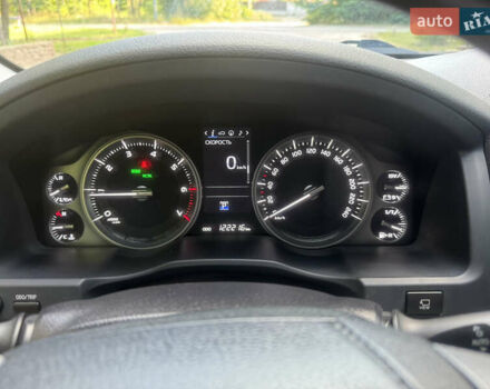 Белый Тойота Ленд Крузер, объемом двигателя 4.61 л и пробегом 122 тыс. км за 54000 $, фото 41 на Automoto.ua