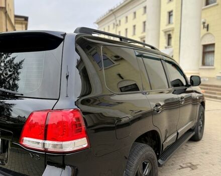 Белый Тойота Ленд Крузер, объемом двигателя 2.5 л и пробегом 250 тыс. км за 23999 $, фото 5 на Automoto.ua