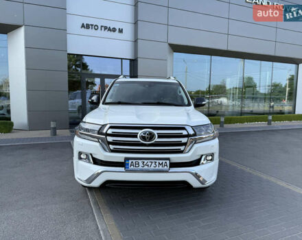 Белый Тойота Ленд Крузер, объемом двигателя 4.46 л и пробегом 111 тыс. км за 58900 $, фото 1 на Automoto.ua
