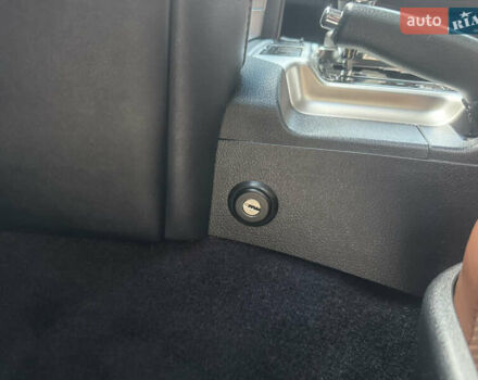 Белый Тойота Ленд Крузер, объемом двигателя 4.61 л и пробегом 122 тыс. км за 54000 $, фото 43 на Automoto.ua