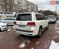 Белый Тойота Ленд Крузер, объемом двигателя 4.46 л и пробегом 223 тыс. км за 45500 $, фото 5 на Automoto.ua