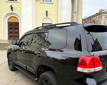 Белый Тойота Ленд Крузер, объемом двигателя 2.5 л и пробегом 250 тыс. км за 23999 $, фото 4 на Automoto.ua