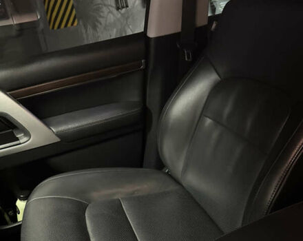 Білий Тойота Ленд Крузер, об'ємом двигуна 4.61 л та пробігом 112 тис. км за 53500 $, фото 11 на Automoto.ua