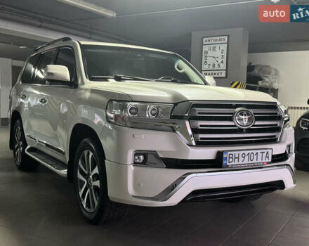 Білий Тойота Ленд Крузер, об'ємом двигуна 4.61 л та пробігом 112 тис. км за 53500 $, фото 4 на Automoto.ua