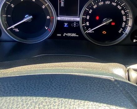 Білий Тойота Ленд Крузер, об'ємом двигуна 4.6 л та пробігом 0 тис. км за 60000 $, фото 9 на Automoto.ua