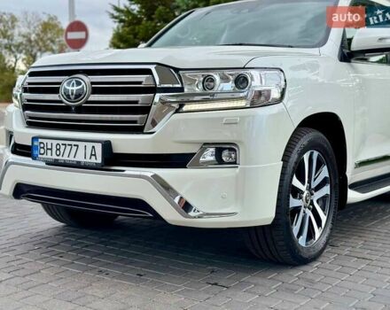 Білий Тойота Ленд Крузер, об'ємом двигуна 4.46 л та пробігом 190 тис. км за 48000 $, фото 5 на Automoto.ua