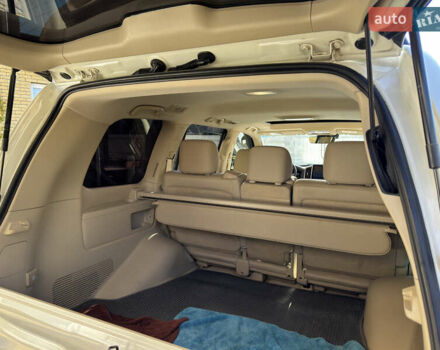 Білий Тойота Ленд Крузер, об'ємом двигуна 4.61 л та пробігом 239 тис. км за 48500 $, фото 21 на Automoto.ua