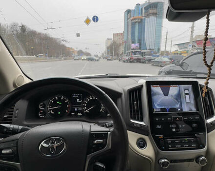 Білий Тойота Ленд Крузер, об'ємом двигуна 4.61 л та пробігом 239 тис. км за 48500 $, фото 20 на Automoto.ua