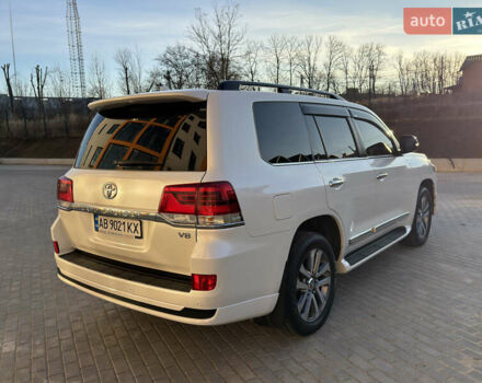 Білий Тойота Ленд Крузер, об'ємом двигуна 4.61 л та пробігом 239 тис. км за 48500 $, фото 4 на Automoto.ua