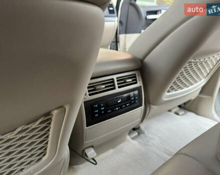 Білий Тойота Ленд Крузер, об'ємом двигуна 4.61 л та пробігом 239 тис. км за 47000 $, фото 13 на Automoto.ua