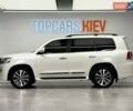 Белый Тойота Ленд Крузер, объемом двигателя 4.61 л и пробегом 58 тыс. км за 69500 $, фото 12 на Automoto.ua