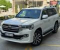 Белый Тойота Ленд Крузер, объемом двигателя 4.46 л и пробегом 275 тыс. км за 49000 $, фото 1 на Automoto.ua