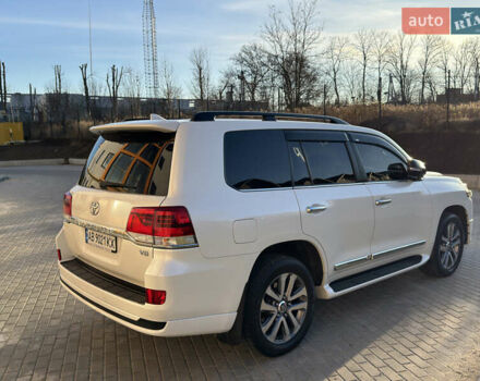 Білий Тойота Ленд Крузер, об'ємом двигуна 4.61 л та пробігом 239 тис. км за 48500 $, фото 28 на Automoto.ua