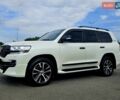 Белый Тойота Ленд Крузер, объемом двигателя 4.61 л и пробегом 120 тыс. км за 49000 $, фото 3 на Automoto.ua
