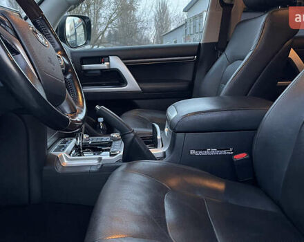 Белый Тойота Ленд Крузер, объемом двигателя 4.46 л и пробегом 125 тыс. км за 58000 $, фото 21 на Automoto.ua