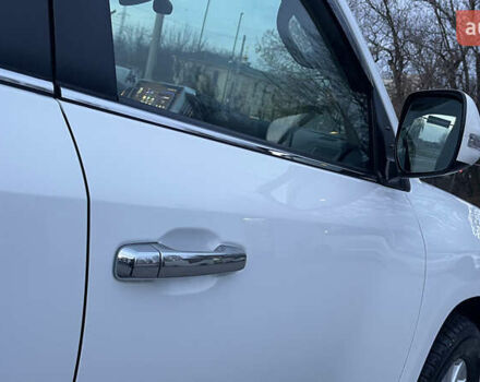 Белый Тойота Ленд Крузер, объемом двигателя 4.46 л и пробегом 125 тыс. км за 58000 $, фото 33 на Automoto.ua