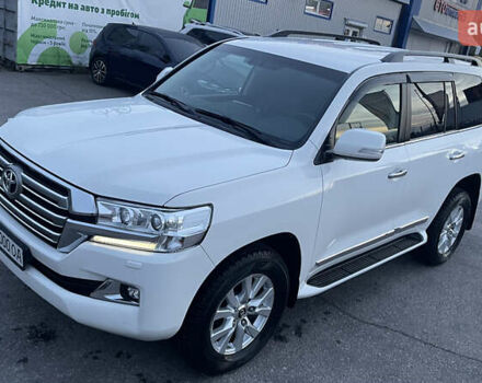 Белый Тойота Ленд Крузер, объемом двигателя 4.46 л и пробегом 125 тыс. км за 58000 $, фото 14 на Automoto.ua