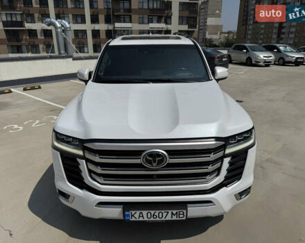 Білий Тойота Ленд Крузер, об'ємом двигуна 3.35 л та пробігом 86 тис. км за 64000 $, фото 2 на Automoto.ua