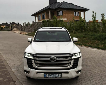 Белый Тойота Ленд Крузер, объемом двигателя 3.45 л и пробегом 60 тыс. км за 78000 $, фото 12 на Automoto.ua