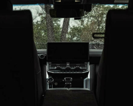 Белый Тойота Ленд Крузер, объемом двигателя 3.45 л и пробегом 60 тыс. км за 78000 $, фото 14 на Automoto.ua