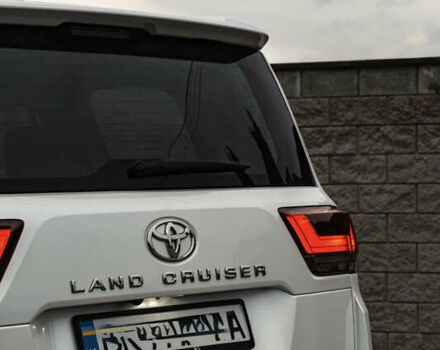 Белый Тойота Ленд Крузер, объемом двигателя 3.45 л и пробегом 60 тыс. км за 78000 $, фото 6 на Automoto.ua