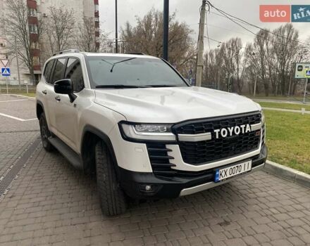 Білий Тойота Ленд Крузер, об'ємом двигуна 3.35 л та пробігом 139 тис. км за 66500 $, фото 1 на Automoto.ua