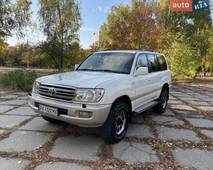 Білий Тойота Ленд Крузер, об'ємом двигуна 4.48 л та пробігом 330 тис. км за 14500 $, фото 1 на Automoto.ua