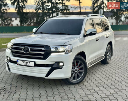 Білий Тойота Ленд Крузер, об'ємом двигуна 4 л та пробігом 240 тис. км за 30000 $, фото 1 на Automoto.ua