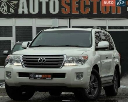 Белый Тойота Ленд Крузер, объемом двигателя 4.5 л и пробегом 213 тыс. км за 30500 $, фото 1 на Automoto.ua