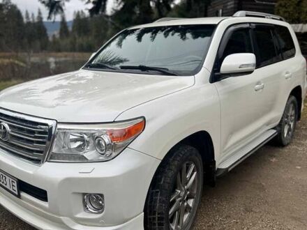 Білий Тойота Ленд Крузер, об'ємом двигуна 4.5 л та пробігом 150 тис. км за 29999 $, фото 1 на Automoto.ua