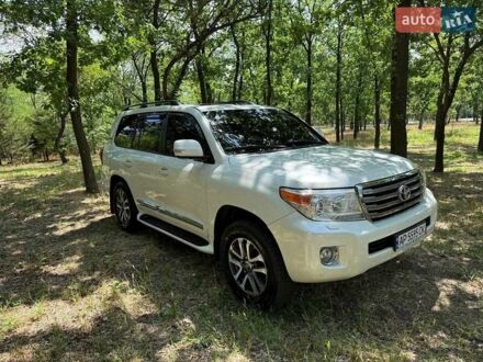 Білий Тойота Ленд Крузер, об'ємом двигуна 4.46 л та пробігом 265 тис. км за 30999 $, фото 1 на Automoto.ua