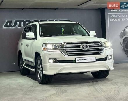 Тойота Ленд Крузер 2016 в Одессе на Automoto.ua Белый Тойота Ленд Крузер, объемом двигателя 4.46 л и пробегом 90 тыс. км за 55000 $, фото 1 на Automoto.ua