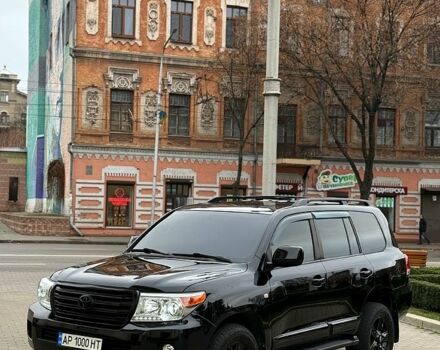 Белый Тойота Ленд Крузер, объемом двигателя 2.5 л и пробегом 250 тыс. км за 23999 $, фото 1 на Automoto.ua