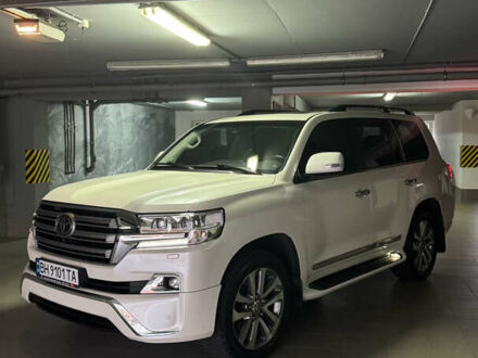 Білий Тойота Ленд Крузер, об'ємом двигуна 4.61 л та пробігом 112 тис. км за 53500 $, фото 1 на Automoto.ua