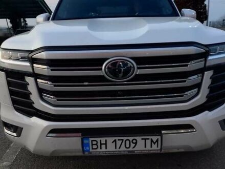 Тойота Ленд Крузер 2021 в Одессе на Automoto.ua Белый Тойота Ленд Крузер, объемом двигателя 3.35 л и пробегом 39 тыс. км за 80000 $, фото 1 на Automoto.ua