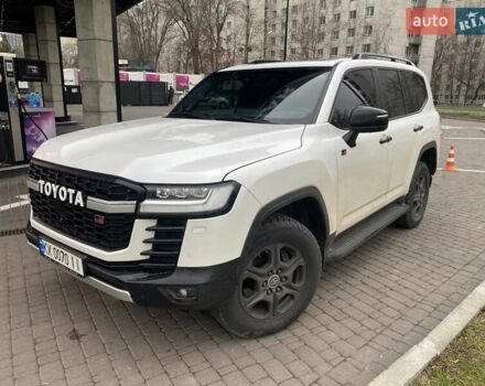 Білий Тойота Ленд Крузер, об'ємом двигуна 3.35 л та пробігом 139 тис. км за 66500 $, фото 1 на Automoto.ua