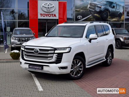 Тойота Ленд Крузер 2023 у Житомирі на Automoto.ua Білий Тойота Ленд Крузер, об'ємом двигуна 3.3 л та пробігом 16 тис. км за 87800 $, фото 1 на Automoto.ua