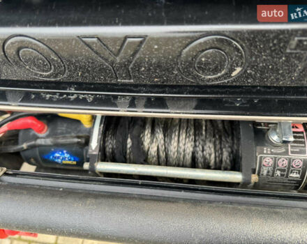 Бежевый Тойота Ленд Крузер, объемом двигателя 4.16 л и пробегом 300 тыс. км за 18900 $, фото 13 на Automoto.ua