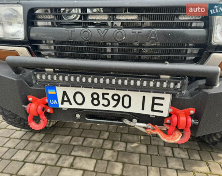 Бежевый Тойота Ленд Крузер, объемом двигателя 4.16 л и пробегом 300 тыс. км за 18900 $, фото 12 на Automoto.ua